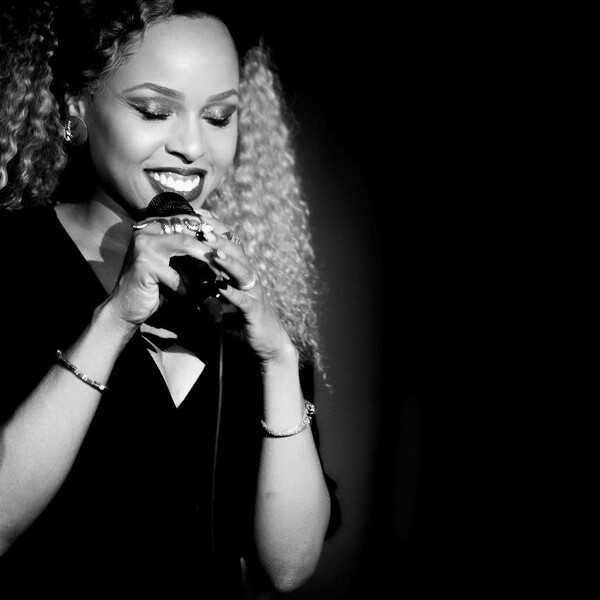 Lauren Henderson - Jazz Singer