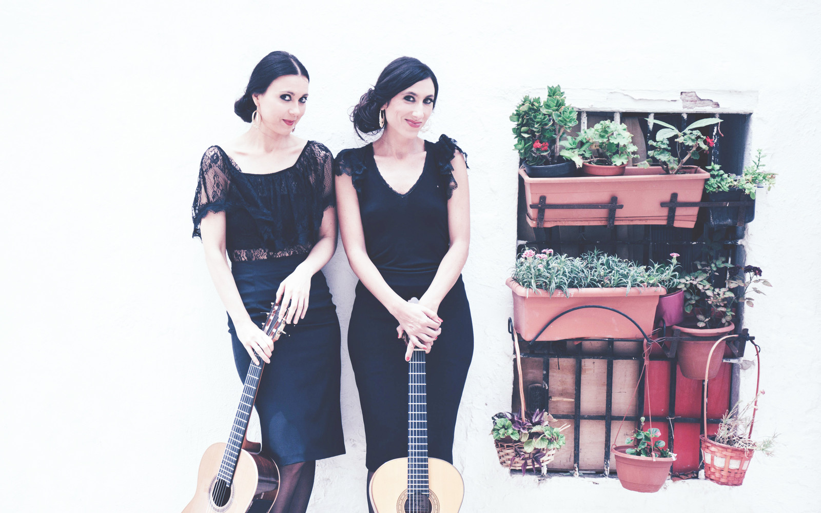 Femeninas - Spanish Guitar Duo