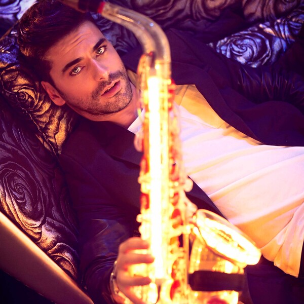 Lugotti - Saxophonist