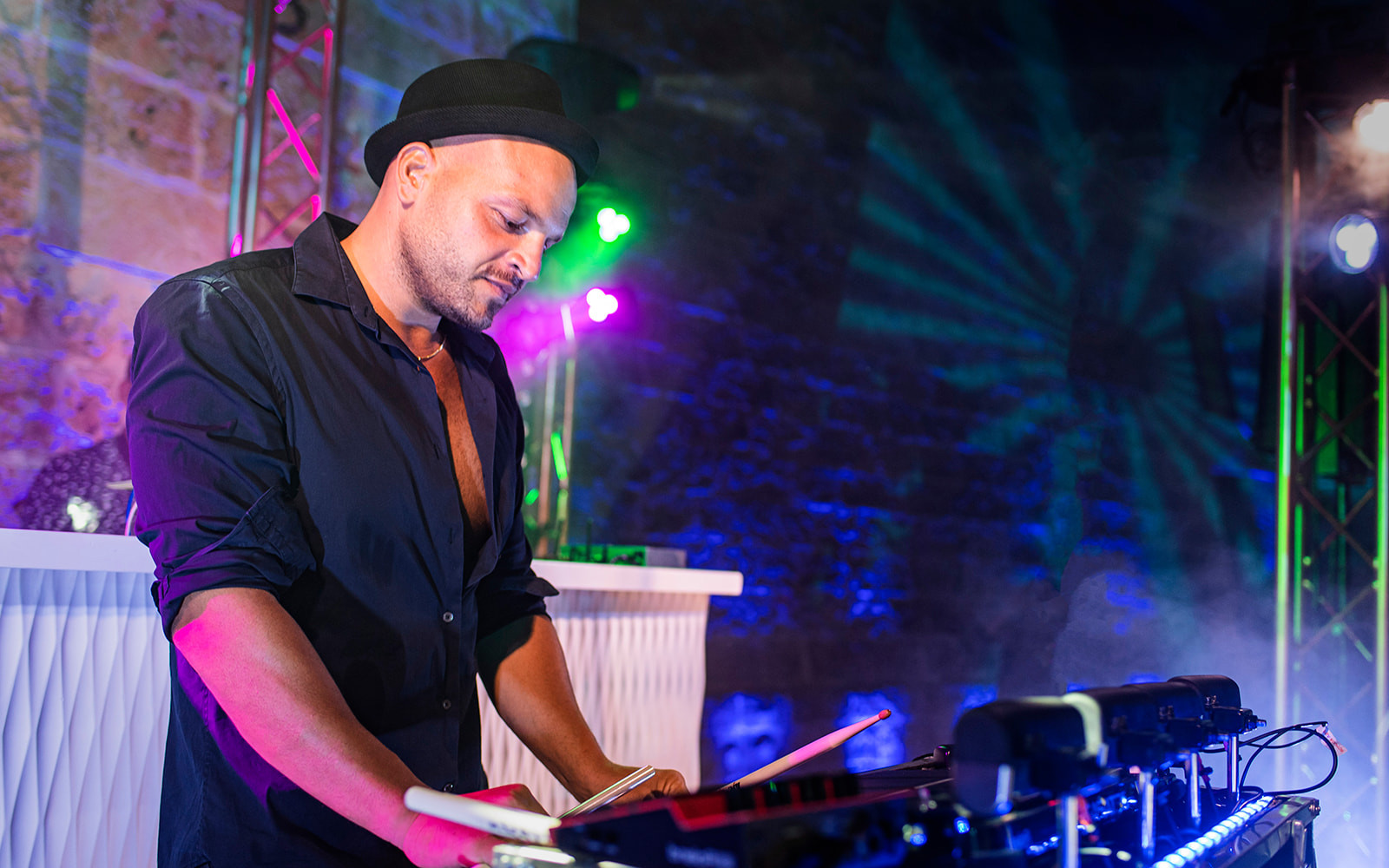La Beat - Percussionist