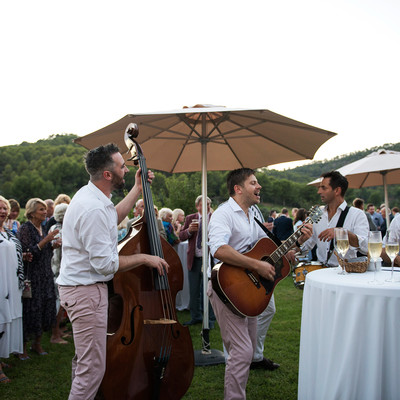 The Roamers performing at one of our favourite Fincas in Mallorca