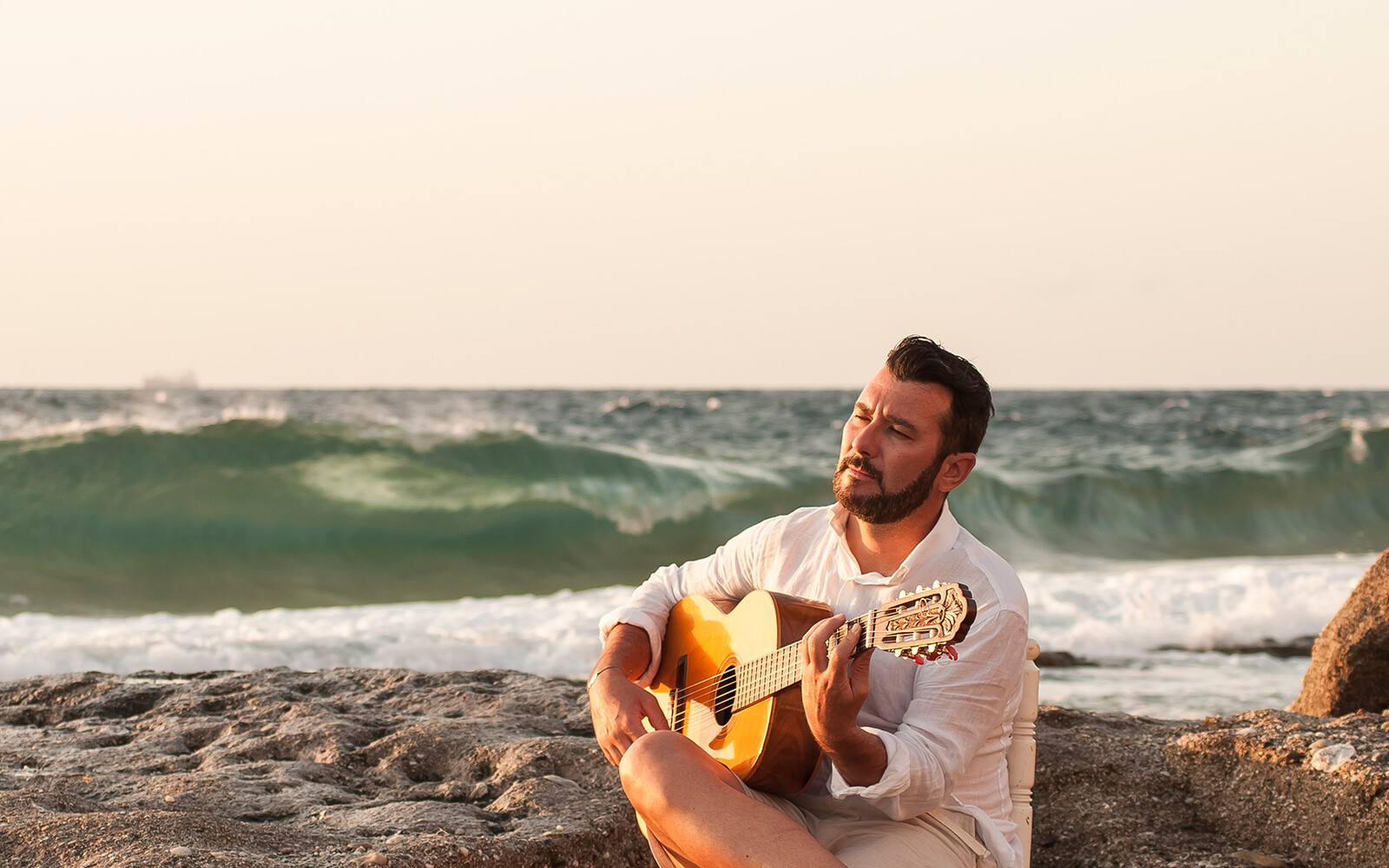 Rosario - Flamenco Guitarist