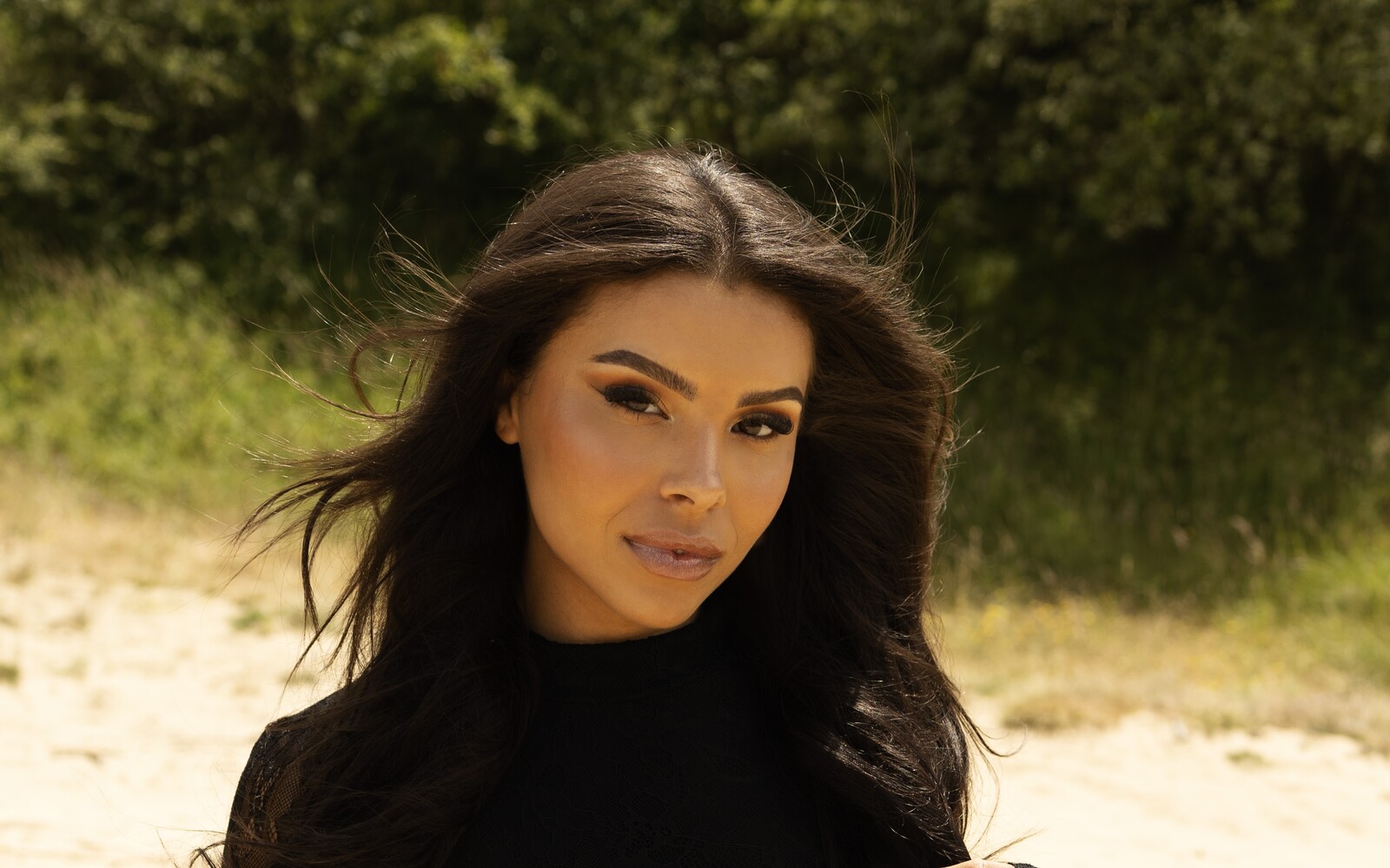 Aysha - Pop Singer