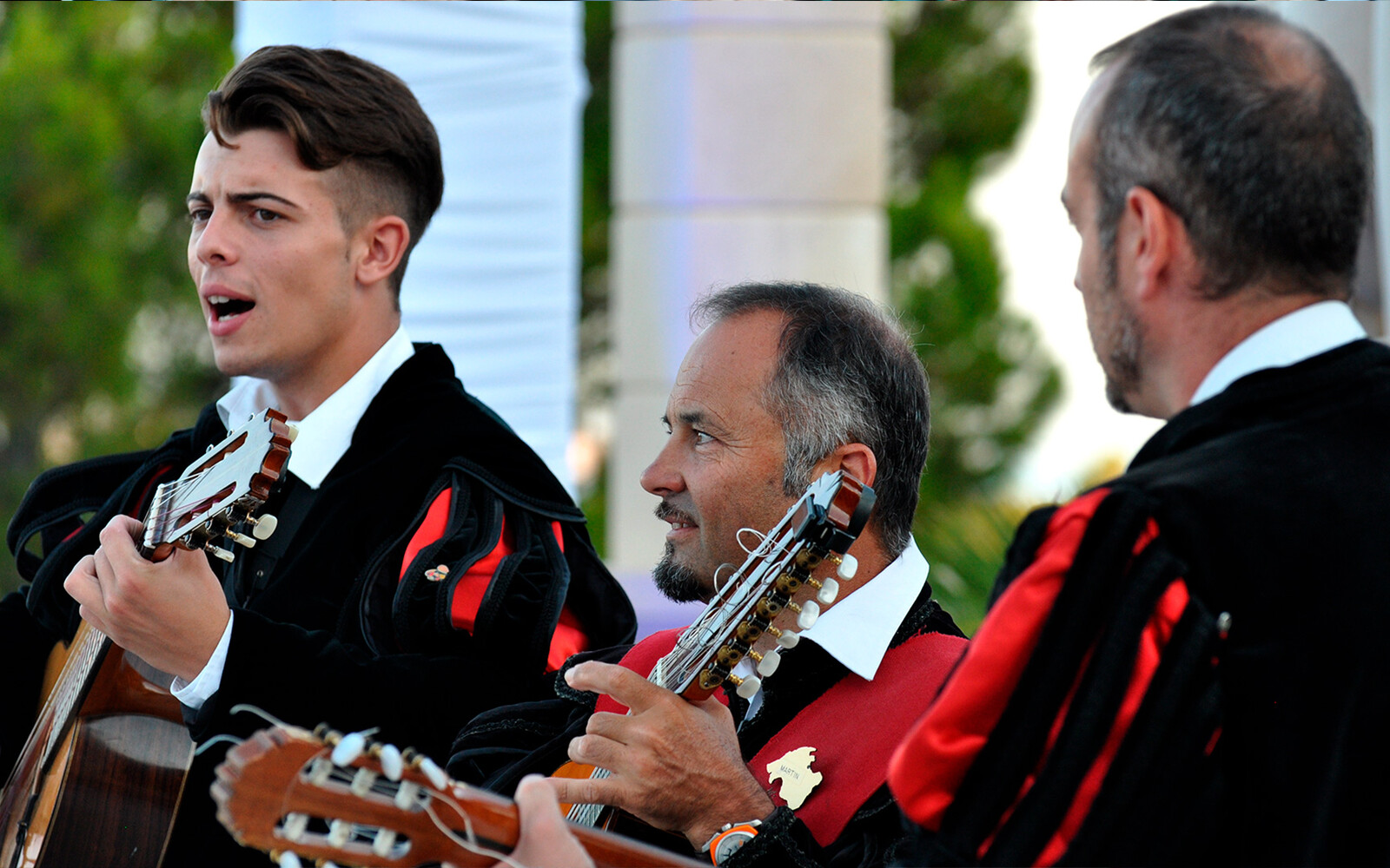 Los Serenaders