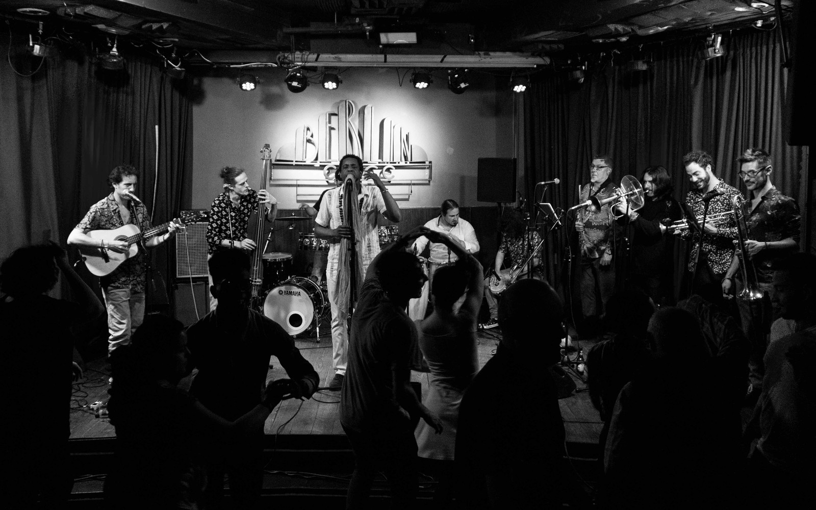 Rumba, Salsa & Latin Bands